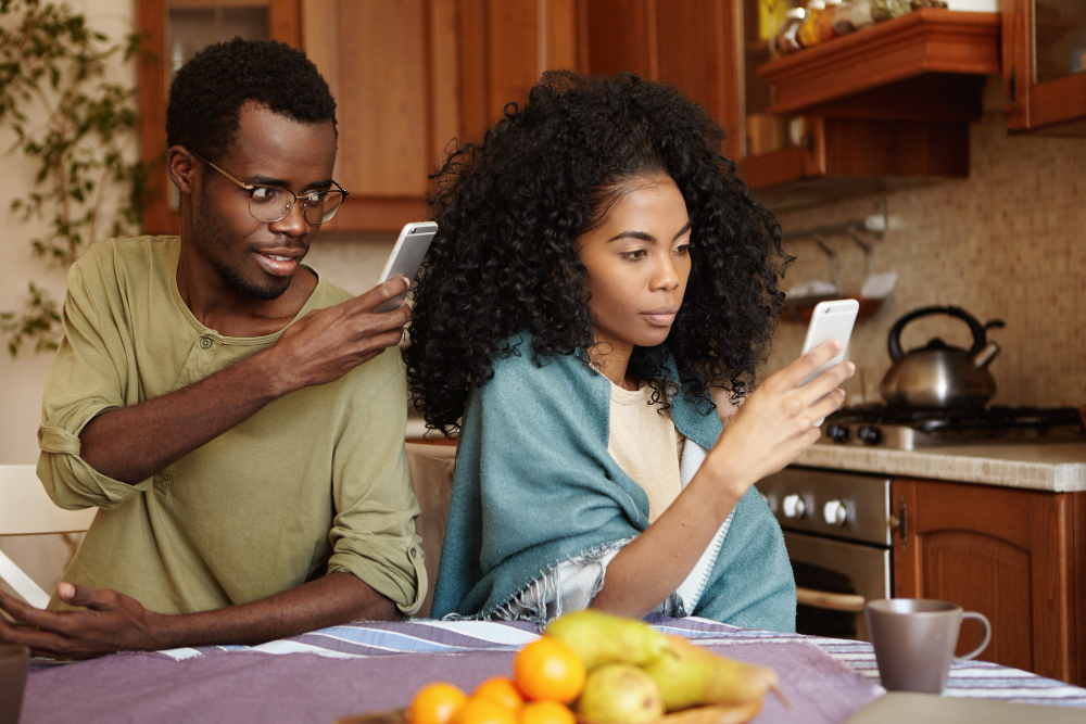 I Think My Girlfriend is hiding National Secrets on Her Phone and It’s Driving Me Crazy